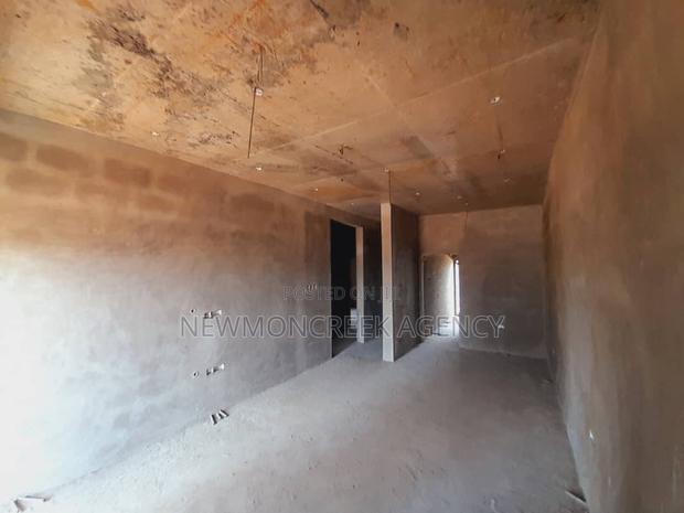 12bdrm Duplex in Amrahia,Adenta, Accra Metropolitan for sale · Photo 6