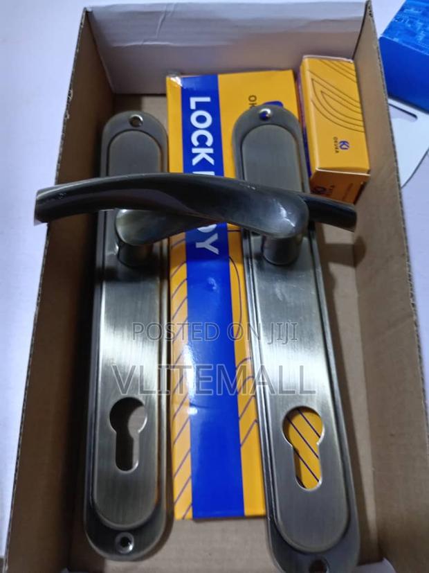 Okuka Door Handle Lock · Photo 1