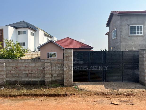 3bdrm House in Com25 Annex, Tema Metropolitan for sale · Photo 1