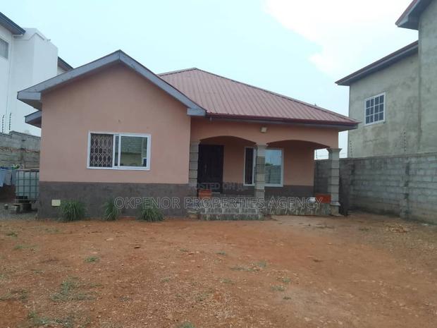 3bdrm House in Com25 Annex, Tema Metropolitan for sale · Photo 4