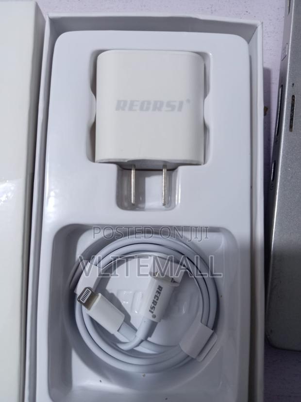 Recrsi Original Usb-C for iPhones · Photo 2