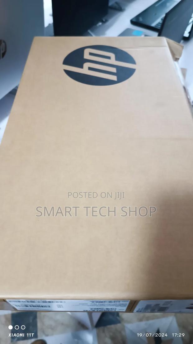 New Laptop HP 15S 8GB Intel Celeron SSD 256GB · Photo 4