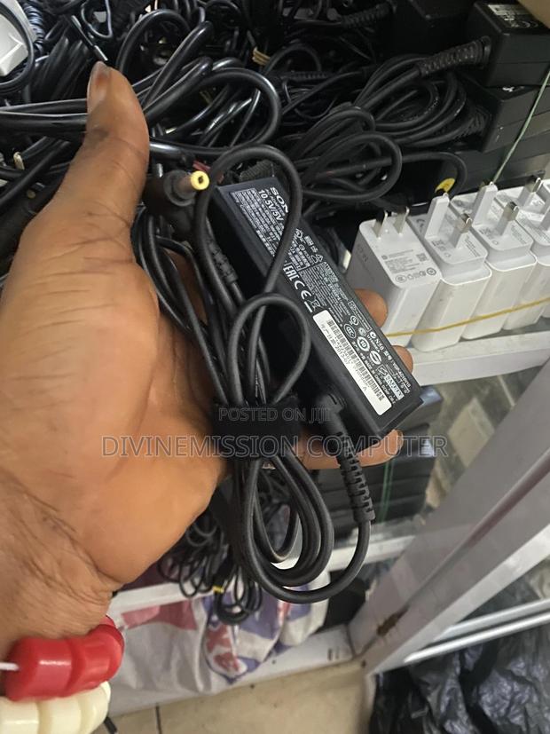 Uk Used Sony Laptop Charger 10.5v · Photo 4