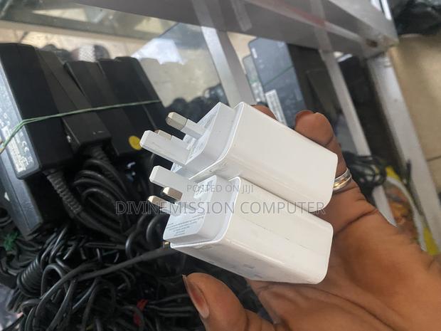 SHPLUS Charger,5v-3a/ 20v-9a, 120w. Hyper Charger · Photo 3