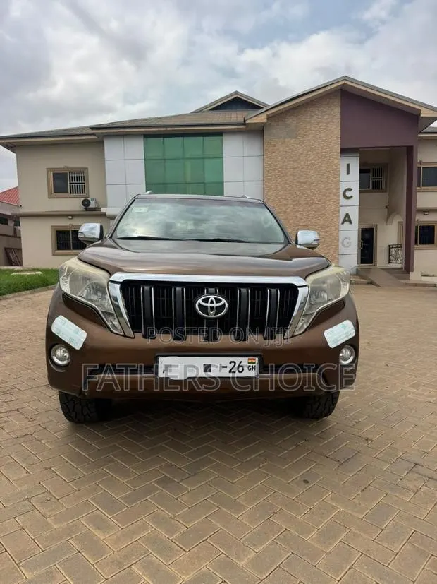Toyota Land Cruiser Prado 2.7 VVT-i 2014 Brown · Photo 1