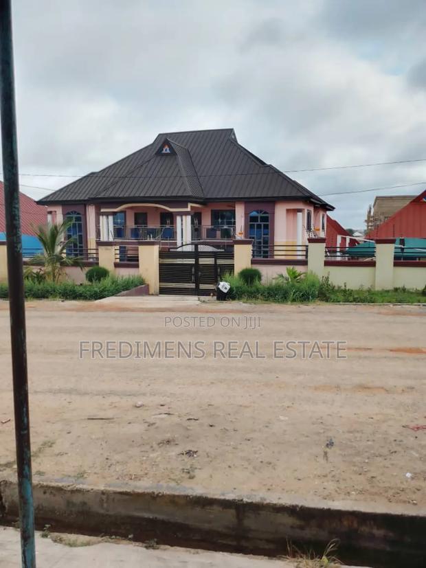 10bdrm House in Fredimens Real, Kumasi Metropolitan for sale · Photo 3
