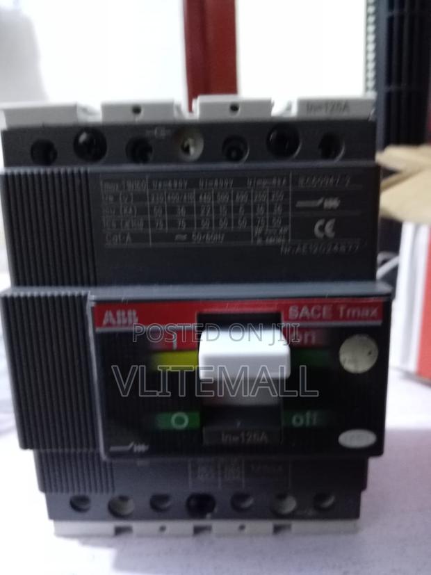 Abb R125A McCb 3 Pole Breaker · Photo 1