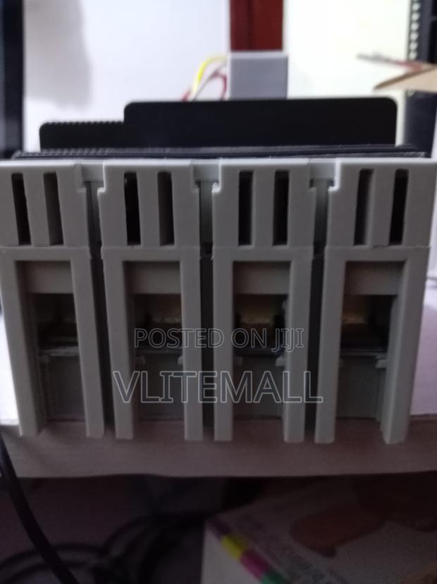 Abb R125A McCb 3 Pole Breaker · Photo 2