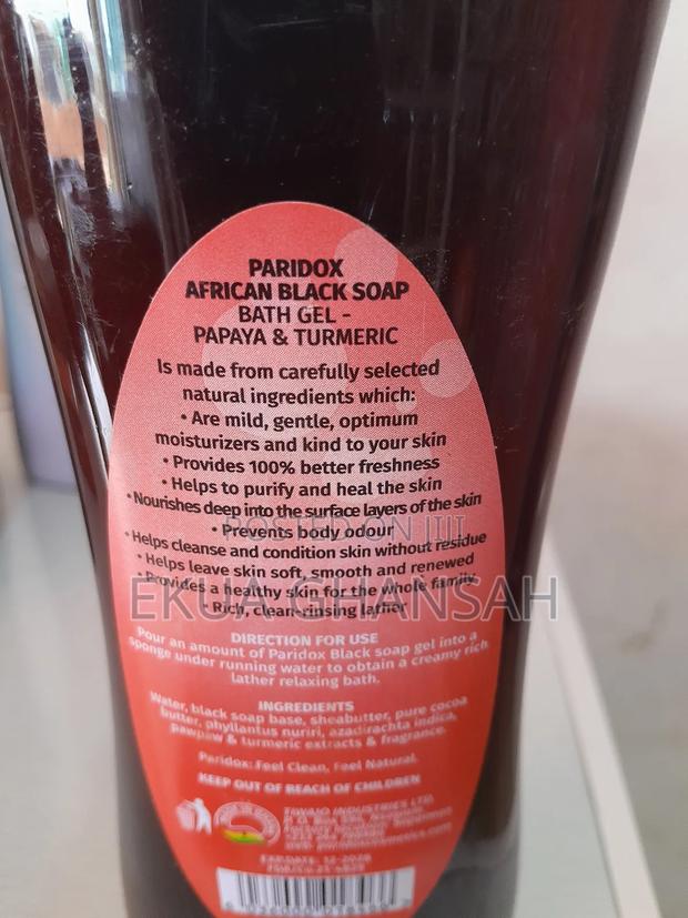Paridox Tumeric and Papaya Black Soap · Photo 2