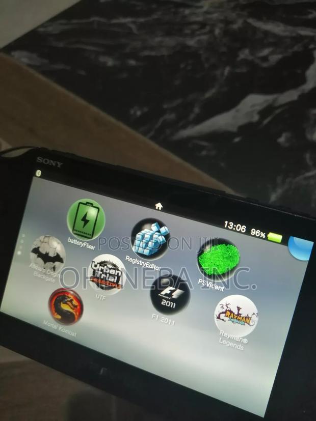 Psvita Slim Jailbreak With Games Installed · Photo 6