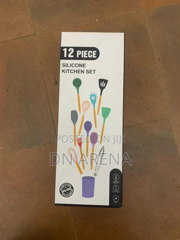 12 Pieces of Silicon Kitchen Set · Photo 1