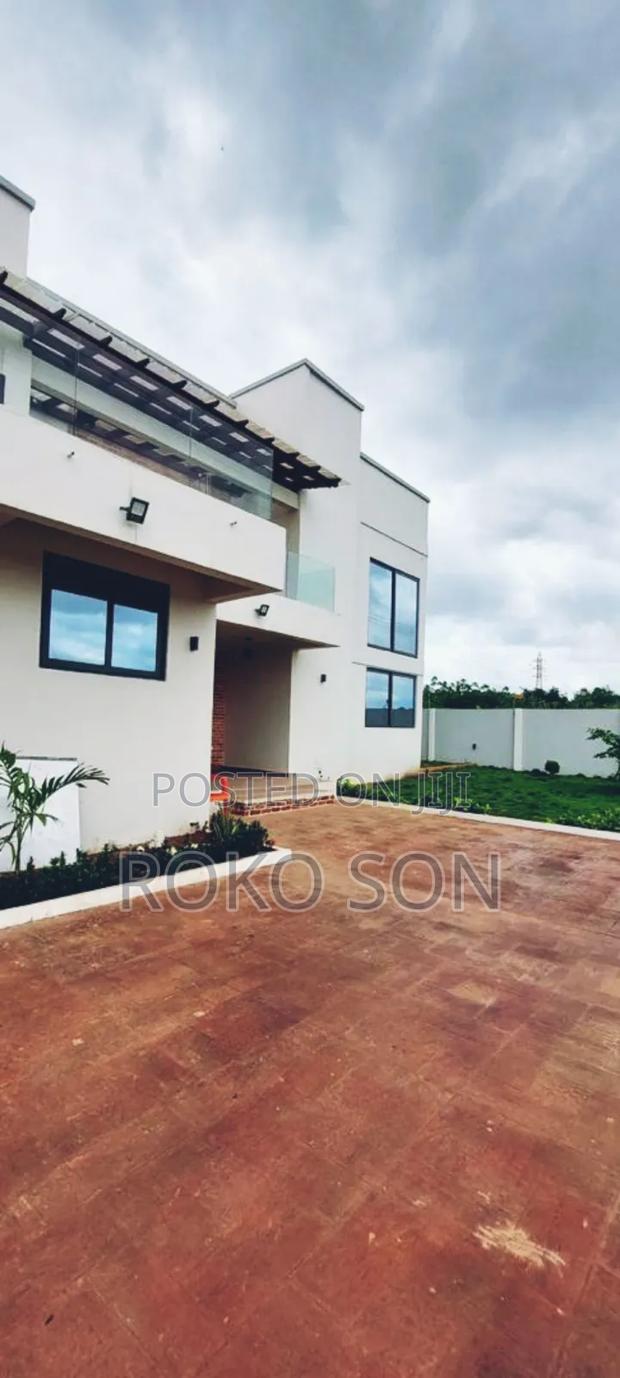 4bdrm Duplex in Dr Roko, East Legon for rent · Photo 1