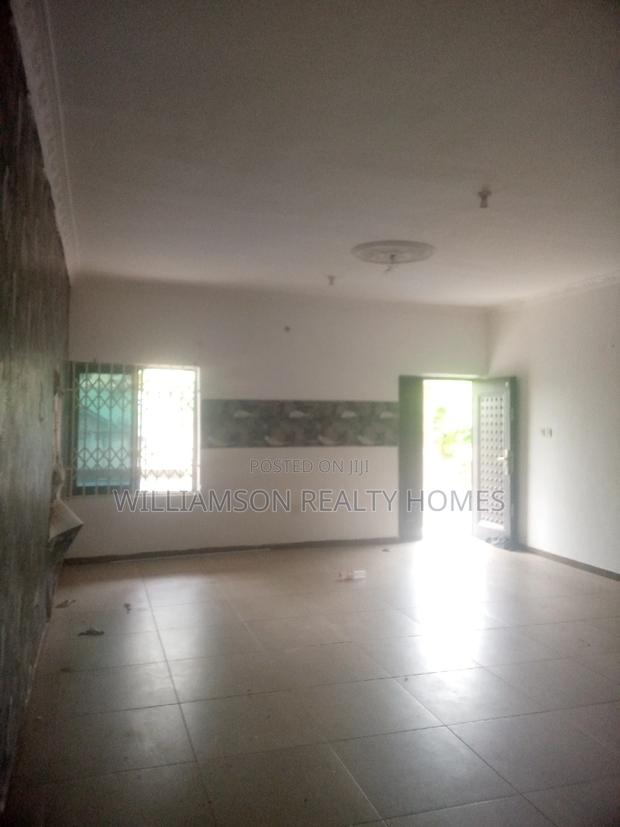 2bdrm Apartment in Community 18 Area, Spintex for rent · Photo 3