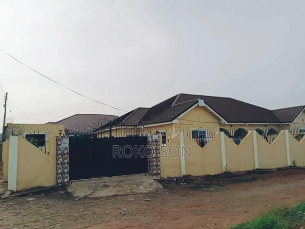 5bdrm House in Dr Roko, Amasaman for sale · Photo 3