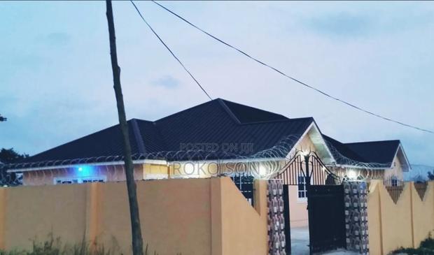 5bdrm House in Dr Roko, Amasaman for sale · Photo 1