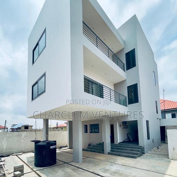2bdrm Apartment in Charclem Ventures, Spintex for sale · Photo 2