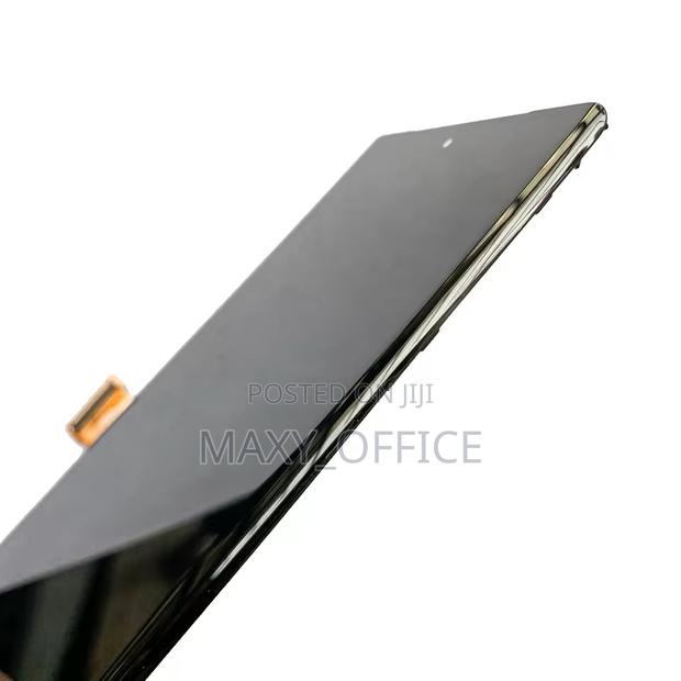 Google Pixel 7pro Screen Replacement · Photo 3