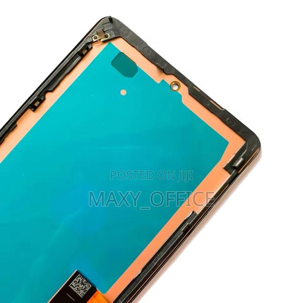 Google Pixel 7pro Screen Replacement · Photo 2