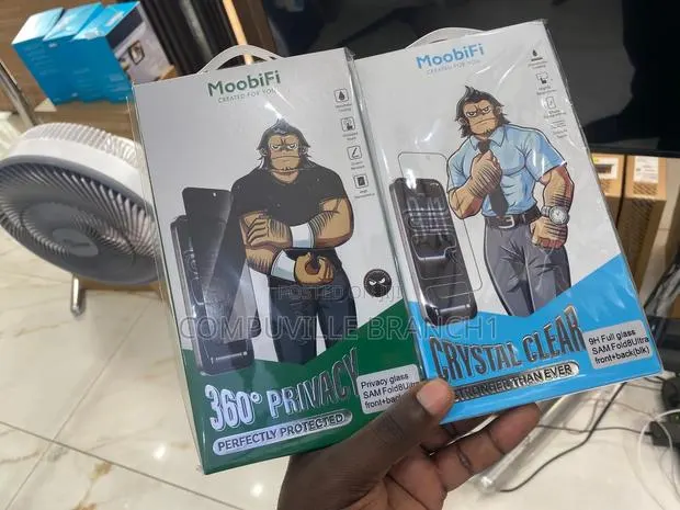 Samsung Z Fold 8 Ultra Protector · Photo 1