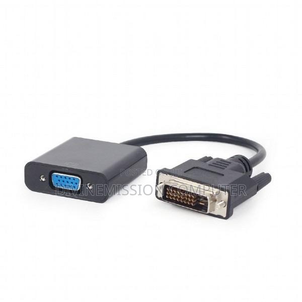 DVI to VGA Converter · Photo 2