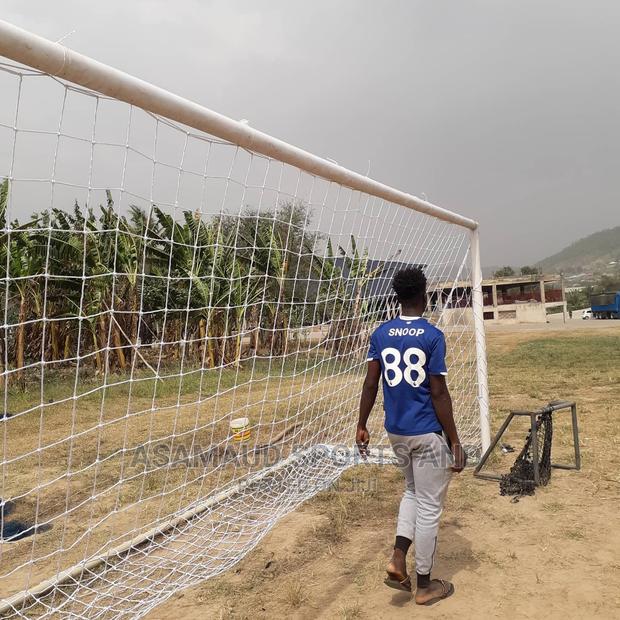 Original Goalposts Net At Cool Price · Photo 3