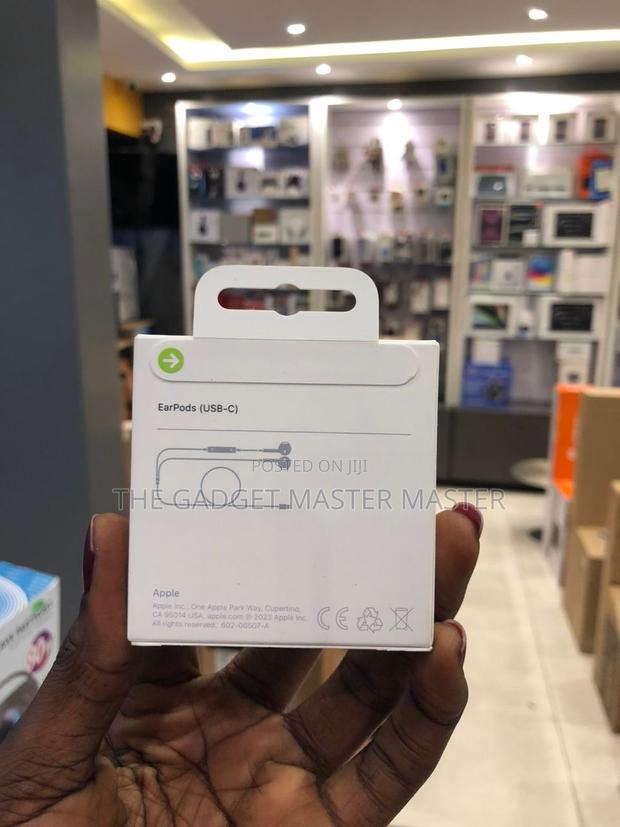 Apple Earpods USB-C Connecter · Photo 2