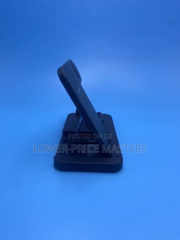New 4 in 1 Fast Wireless Charger (Phones,Airpods,Apple Etc) · Photo 3