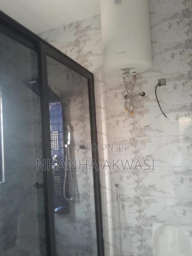 4bdrm House in Lashibi, Tema Metropolitan for rent · Photo 7