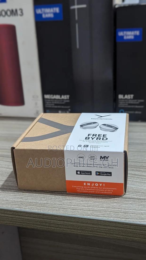 Beyerdynamic Free Byrd Active Noise Cancelling Earbuds · Photo 6
