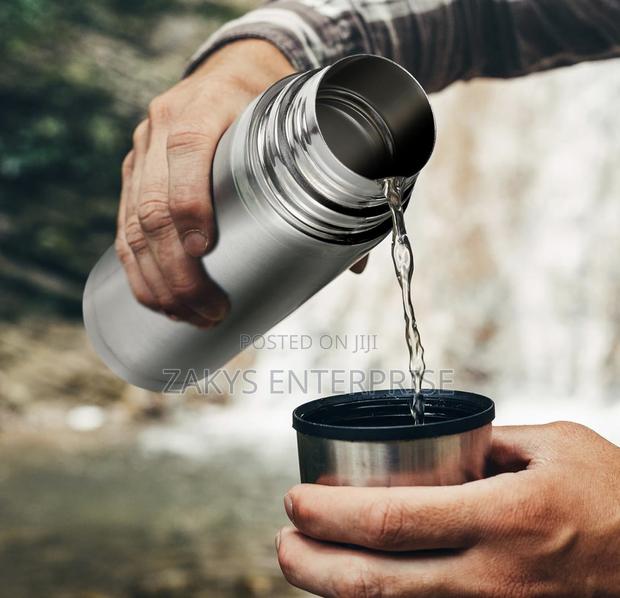 Stainless Steel Vacuum Flask 750ml · Photo 2
