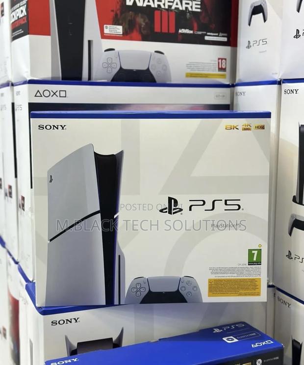 Sony Playstation 5 Slim Standard (Disc) · Photo 1