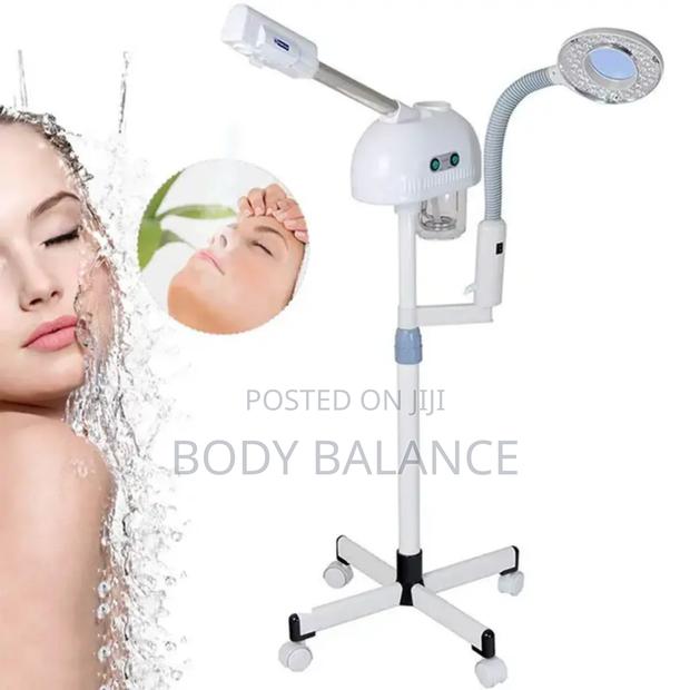 Facial Steamer With Magnifying Lamp · Photo 1