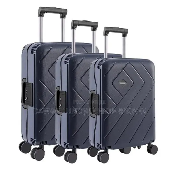 Original Unbreakable Quality Travelling Bag 3in1 Set · Photo 1