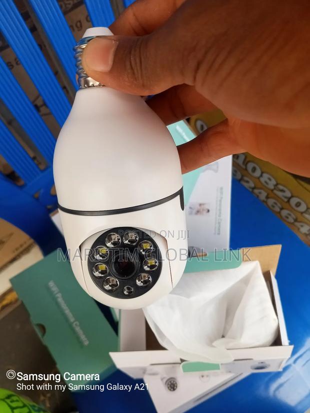 Wifi Bulb Camera (Fty App) · Photo 1