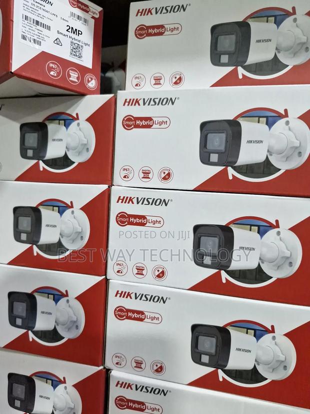 2mp Hybrid Bullet Camera Analog · Photo 1