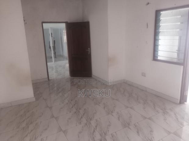 2bdrm Apartment in Comm17, Spintex for rent · Photo 1