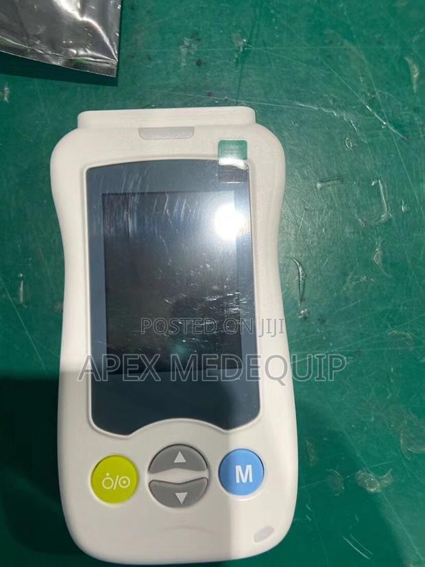 Handheld Pulse Oximeter(Adult Infant Probe + Temp. Sensor) · Photo 2