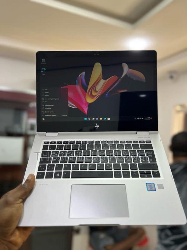 New Laptop HP EliteBook 1030 8GB Intel Core I7 SSD 256GB · Photo 3