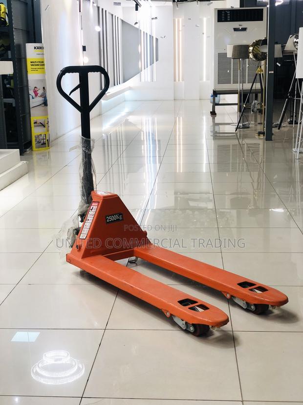 Hand Pallet Truck · Photo 1