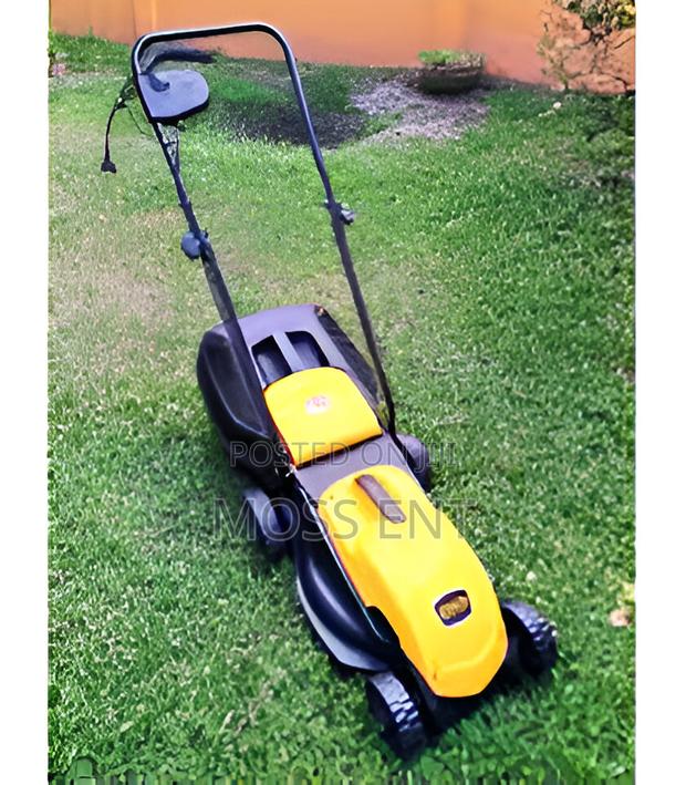 Ingco Electric Lawn Mower 1600w - Lm385 · Photo 1