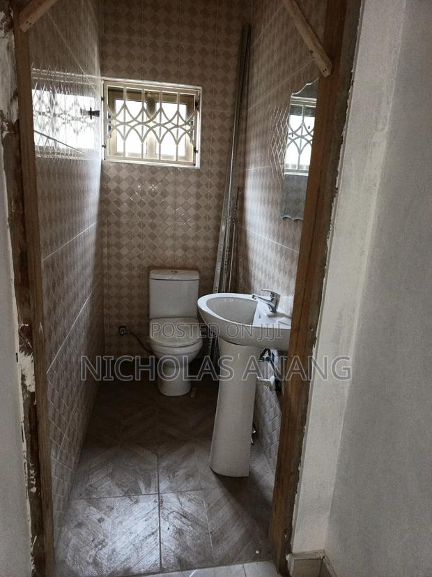 2bdrm Apartment in Dorns Properties, New Town for rent · Photo 7