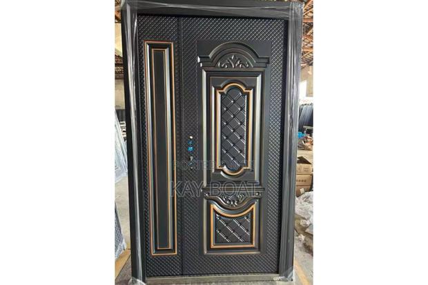 A Prosperous Door · Photo 1