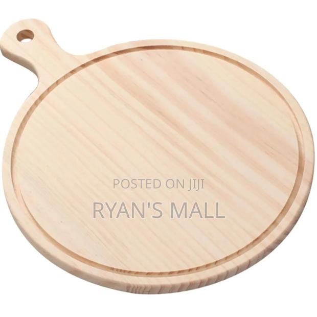 Wooden Pizza Board · Photo 4