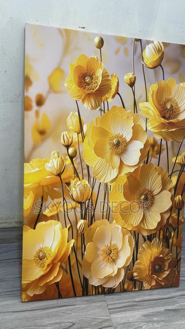 Yellow Abstract Wall Canvas · Photo 1