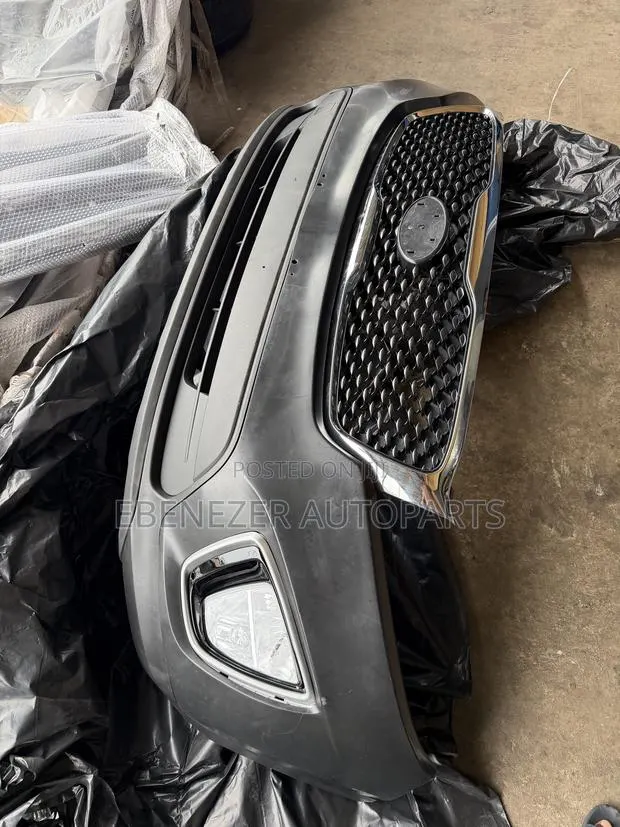 Kia Sorento 2017 Front Bumper Complete · Photo 1