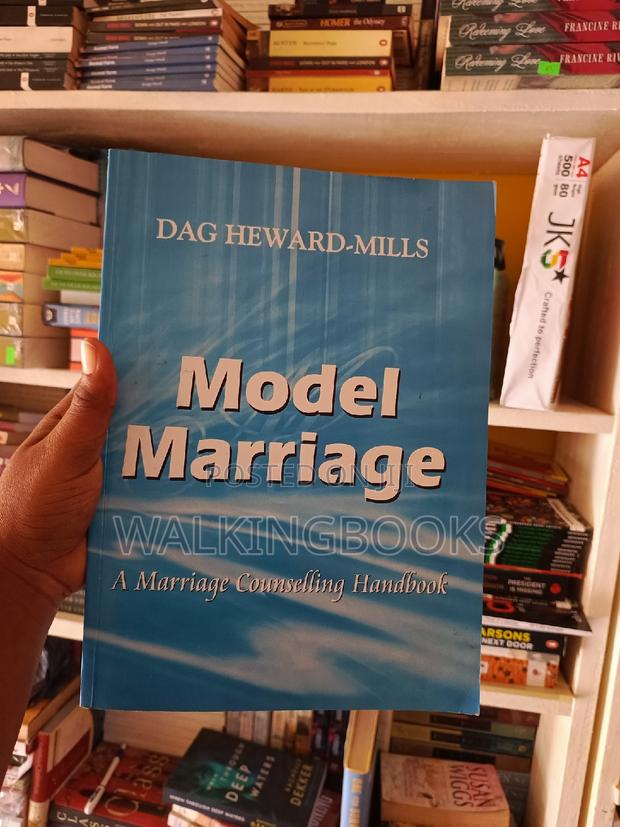 Model Marriage · Photo 1