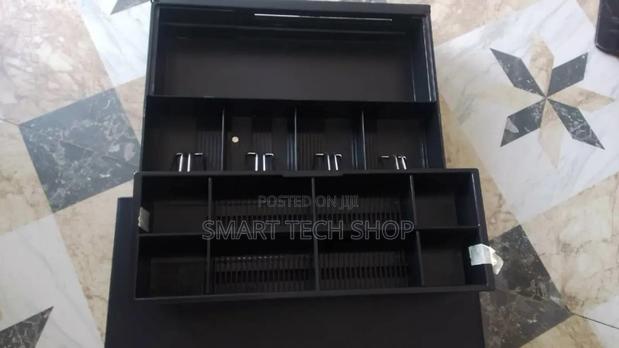 Steel Cashdrawer 12v Auto Open . 4 Notes and 8 Coins · Photo 5
