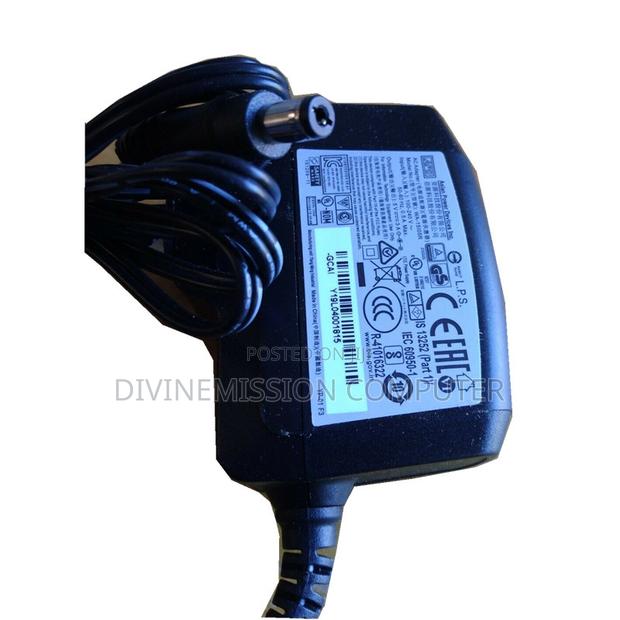 5v=2A Uk Used Adapter/Charger · Photo 3