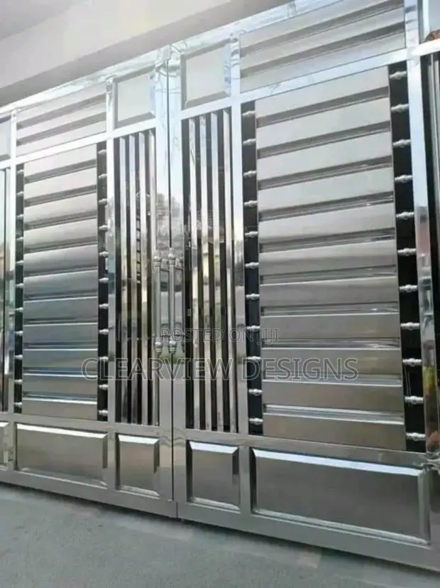 Premium Stainless Steel Metal Gate · Photo 1