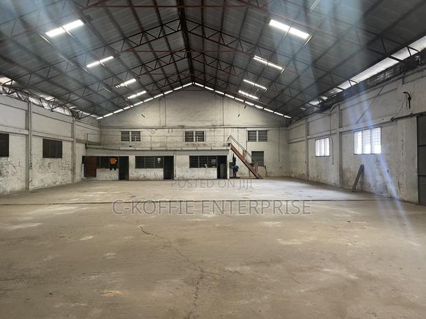700 SQM Warehouse at Tema Valco Roundabout · Photo 4